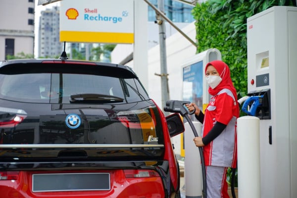 Begini Tampang Shell Recharge, Layanan Cas Kendaraan Listrik di SPBU Shell