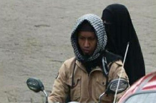 Jenazah Lukman dan Istrinya Yogi Sahfitri Fortuna Terduga Pelaku Bom Gereja Katedral Makassar Dimakamkan di Maros