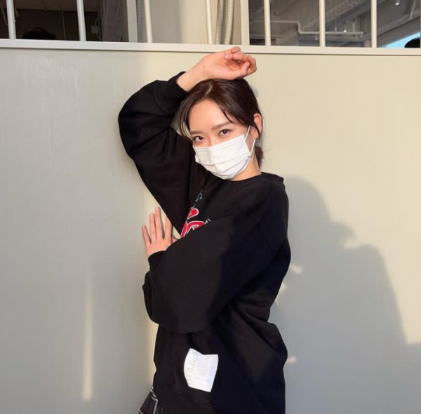 Tampilan Gaya Kece Han Ji-hyun, Pemeran Antagonis 'The Penthouse'