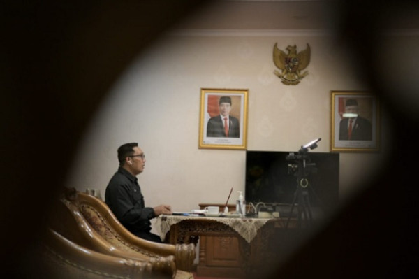 Raih Penghargaan dari IJTI Jabar, Ridwan Kamil Kepala Daerah Efektif Tangani COVID-19