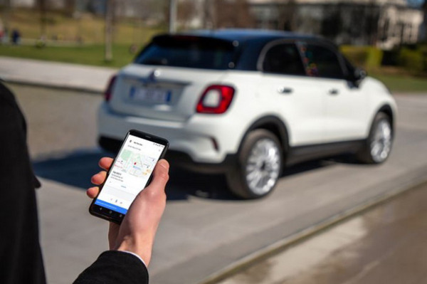 Fiat 500 Luncurkan Mobil Edisi Khusus 'Hai Google', Ini Fitur Digitalnya