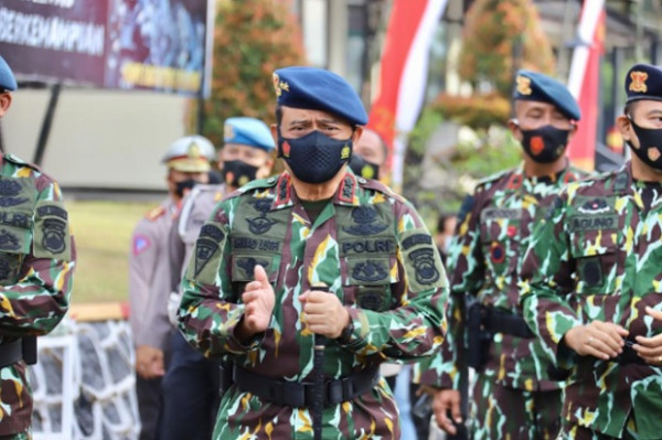 Siapkan Pasukan Terlatih, Kapolda Jateng Buka Latihan Satbrimob Polda Jateng