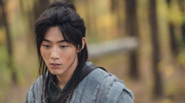 Ji-Soo dan Agensinya Dituntut Puluhan Miliar Gara-Gara 'River Where The Moon Rises'