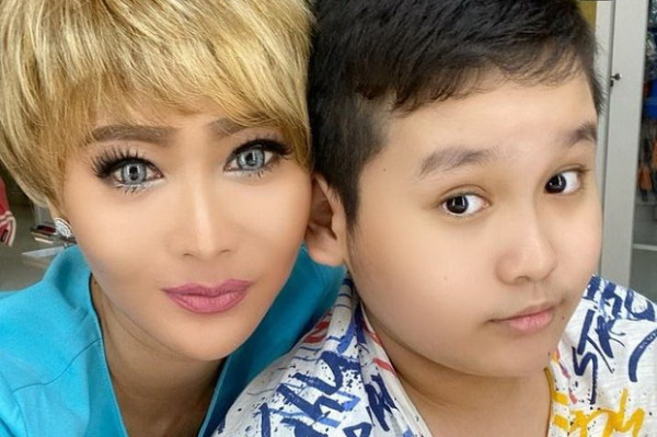 Setelah Menanti Bertahun-tahun, 6 Selebritas Ini Akhirnya Dikaruniai Momongan