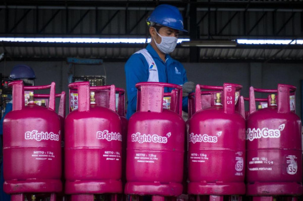 Beli Pertamax dengan Aplikasi MyPertamina Sampai 30 April, Dapat Diskon Rp300/Liter