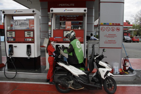 Beli Pertamax dengan Aplikasi MyPertamina Sampai 30 April, Dapat Diskon Rp300/Liter