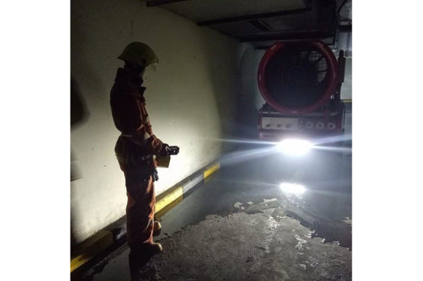 Mengenal Robot LUF 60, Alat Canggih untuk Memadamkan Api yang Dimiliki Damkar DKI