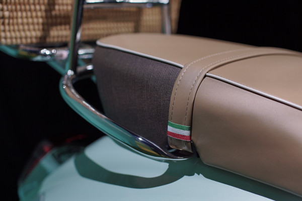 Ini Perbedaan Vespa Picnic dengan Vespa Primavera Standar