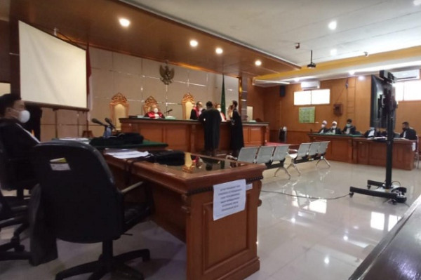 Habib Bahar Didakwa 2 Pasal Sekaligus di Kasus Penganiayaan Sopir Taksi Online