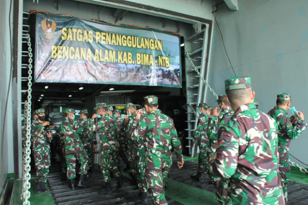 KSAD Andika Perkasa Berangkatkan 148 Personel Satgas Penanganan Bencana Alam di NTB-NTT