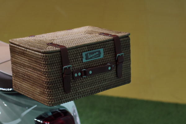 Aksesoris Vespa Picnic Bisa Dibeli Terpisah, Harganya Rp4,5 Juta Saja