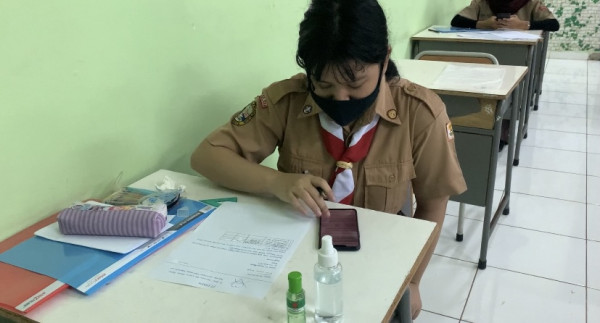 Ikut Belajar Tatap Muka, Siswa Mengaku Senang Meski Canggung