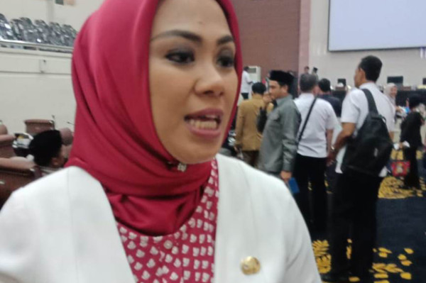 Dari Airin hingga Desy Ratnasari, Siapa Ikuti Jejak Mpok Sylvi Tarung di Pilgub DKI?