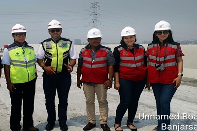 Intip 3 Potret Kedekatan Era Setyowati dan Prof Muradi