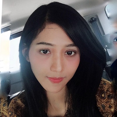 Intip 3 Potret Kedekatan Era Setyowati dan Prof Muradi