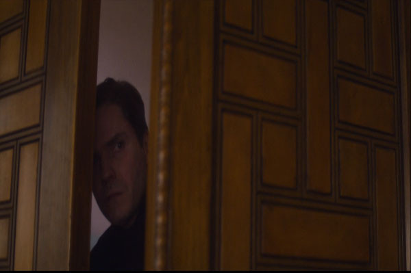 Tameng Captain America Ternoda di Episode 4 Falcon & Winter Soldier