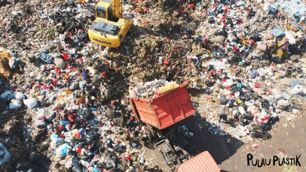5 Hal Penting soal Plastik yang akan Kamu Temui kalau Nonton