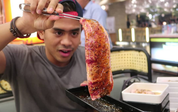 Tipe-Tipe Orang saat Makan di Resto AYCE, Kamu yang Mana?