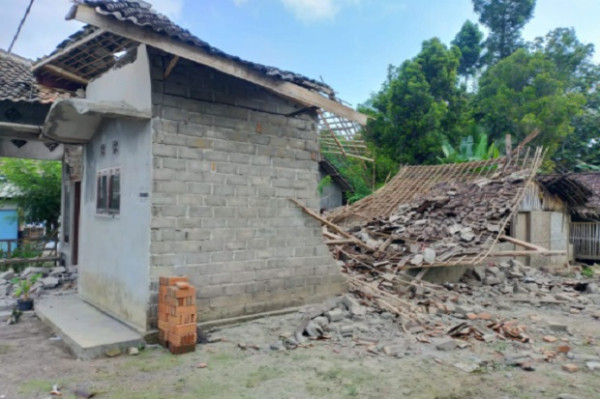 Rata dengan Tanah, Ini Penampakan Rumah di Wonoagung Pasca Gempa Malang