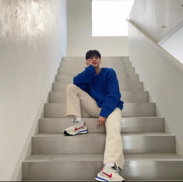 Visual Keren Song Kang, dari Gaya Anak SMA hingga Jadi Ballerino