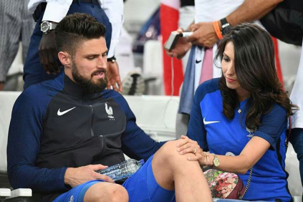Duel WAGs Chelsea vs Porto, Adu Seksi antara Jennifer Giroud dan Ana Sofia Moreira