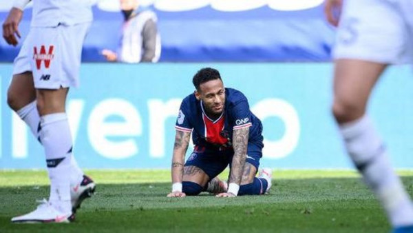 Lima Alasan Bayern Muenchen Bisa Comeback Lawan PSG