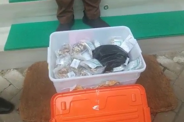 Begini saat Jaksa Eksekusi Barang Bukti Emas Seberat 17 Kg dari Pegadaian