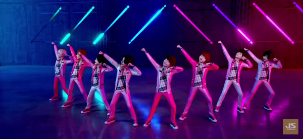 Berbagai Keunikan dalam Video Musik Hey! Say! JUMP 'Negative Fighter'