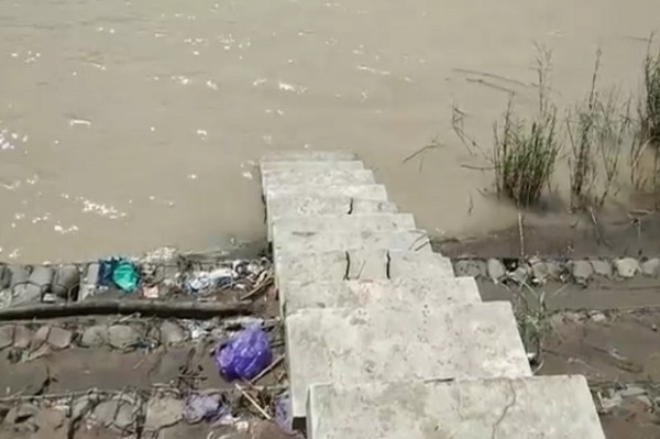Tragis! Usai Buat TikTok di Tepi Sungai, Remaja Putri 14 Tahun Tewas Tenggelam