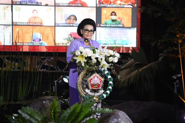 Panglima TNI Ajak Dharma Pertiwi Wujudkan Keluarga Tangguh dan Inovatif