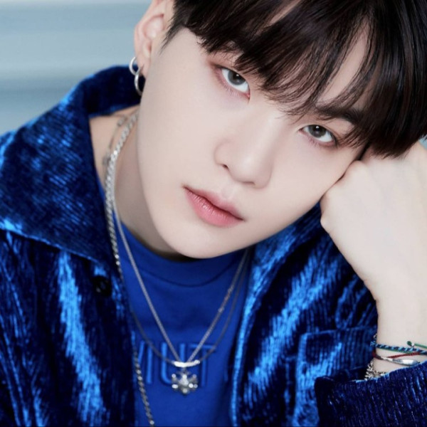 4 Idola K-Pop ini Hampir Tidak Debut karena Alasan Memilukan!