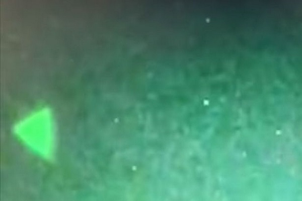 5 Fakta UFO Kepung Kapal Perang AS, Apakah Alien Akan Invasi Bumi?