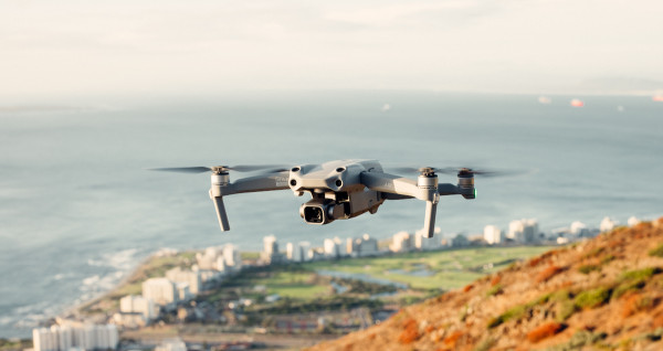 Erajaya: Selama Pandemi 2020 Penjualan Drone Naik 30 Persen