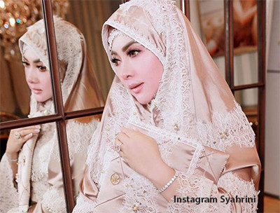 5 Artis Ini Memiliki Wajah Mirip, Nomor 3 Bak Pinang Dibelah Dua