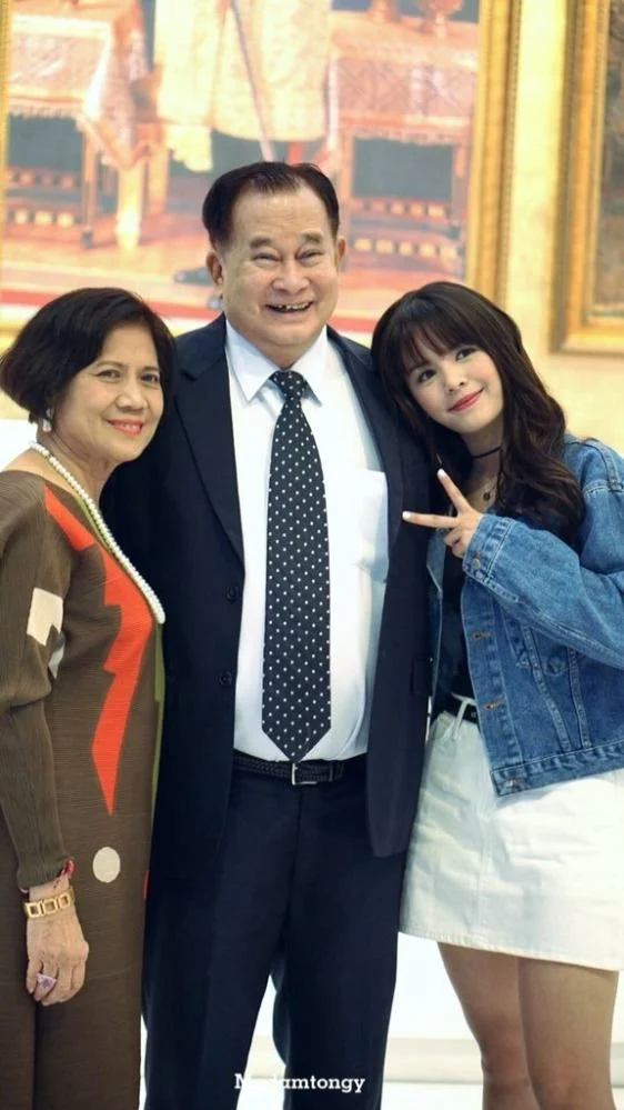 5 Idol K-Pop yang Orang Tuanya Beken, ada yang dapat Julukan 'Michael Jackson Korea'
