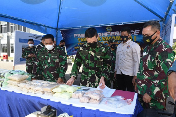 Penyelundupan 100 Kg Narkoba Dari Malaysia Digagalkan TNI AL di Muara Sungai Asahan
