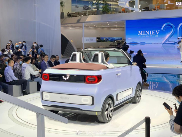 Tesla Killer, Wuling Hongguan MINI EV, hadir Dengan Atap Terbuka