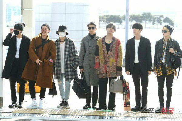 Nostalgia lewat 'BANG BANG CON 21', Ini 5 Hal Paling Dirindukan ARMY saat Konser BTS