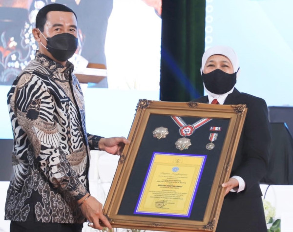 Gubernur Khofifah Berbagi Strategi Pemulihan Ekonomi dan Penanganan COVID-19 di Kampus IPDN