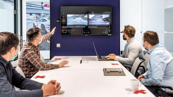 Porsche Gunakan Perangkat Lunak Game dalam Membuat Mobil Baru
