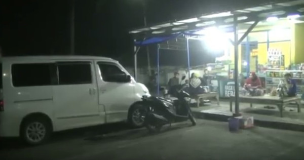 Hindari Penyekatan Petugas, Warga Nekat Mudik Duluan