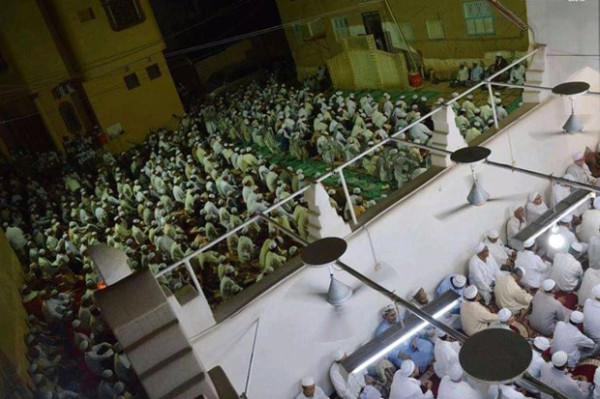 Ramadhan di Tarim, Sholat Tarawih Bisa 100 Rakaat Hingga Jelang Subuh