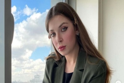 5 Gaya Kasual Miha Nika, Cantik Banget
