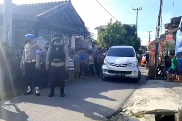 Bandar Narkoba Deli Serdang Melawan, Polisi Dibacok dan 2 Pistol Dibawa Kabur