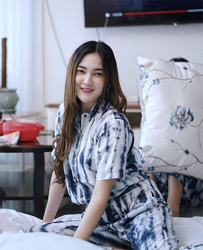 Intip Gaya Kece Nella Kharisma yang Sedang Hamil Anak Pertama