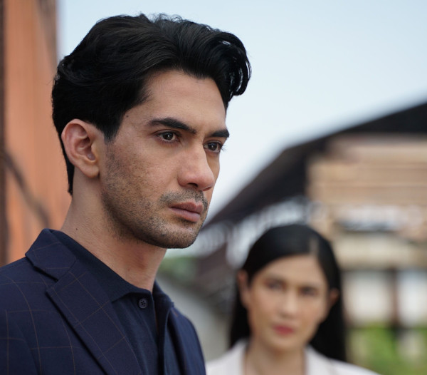 Reza Rahadian Kagumi Kualitas Galaxy S21 Ultra 5G untuk Bikin Film Pendek