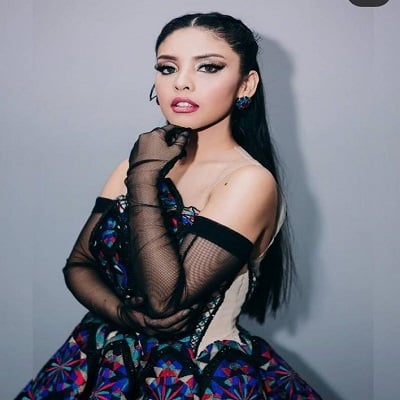 5 Gaya Glamor Rimar Callista di Atas Panggung Indonesian Idol Special Season
