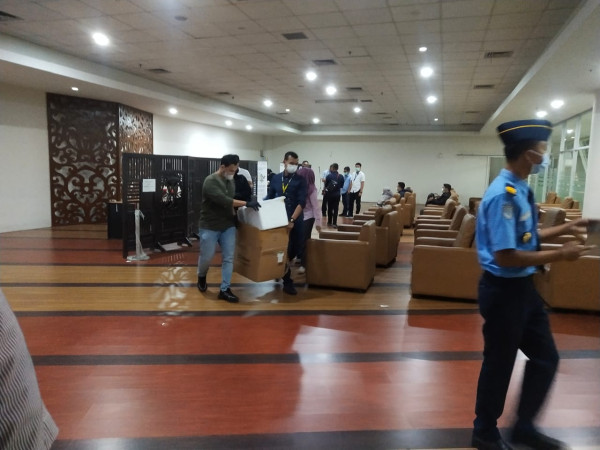 Diduga Gunakan Peralatan Bekas, Layanan Rapid Test di Bandara Kualanamu Digerebek Polisi