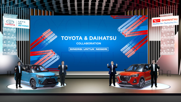 Tugas Berat Mobil Kembar Toyota Raize dan Daihatsu Rocky