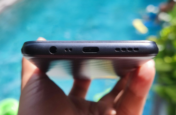 Unboxing realme narzo 30A, Ponsel Gaming Rp1,8 Juta dengan Baterai 6.000 mAh